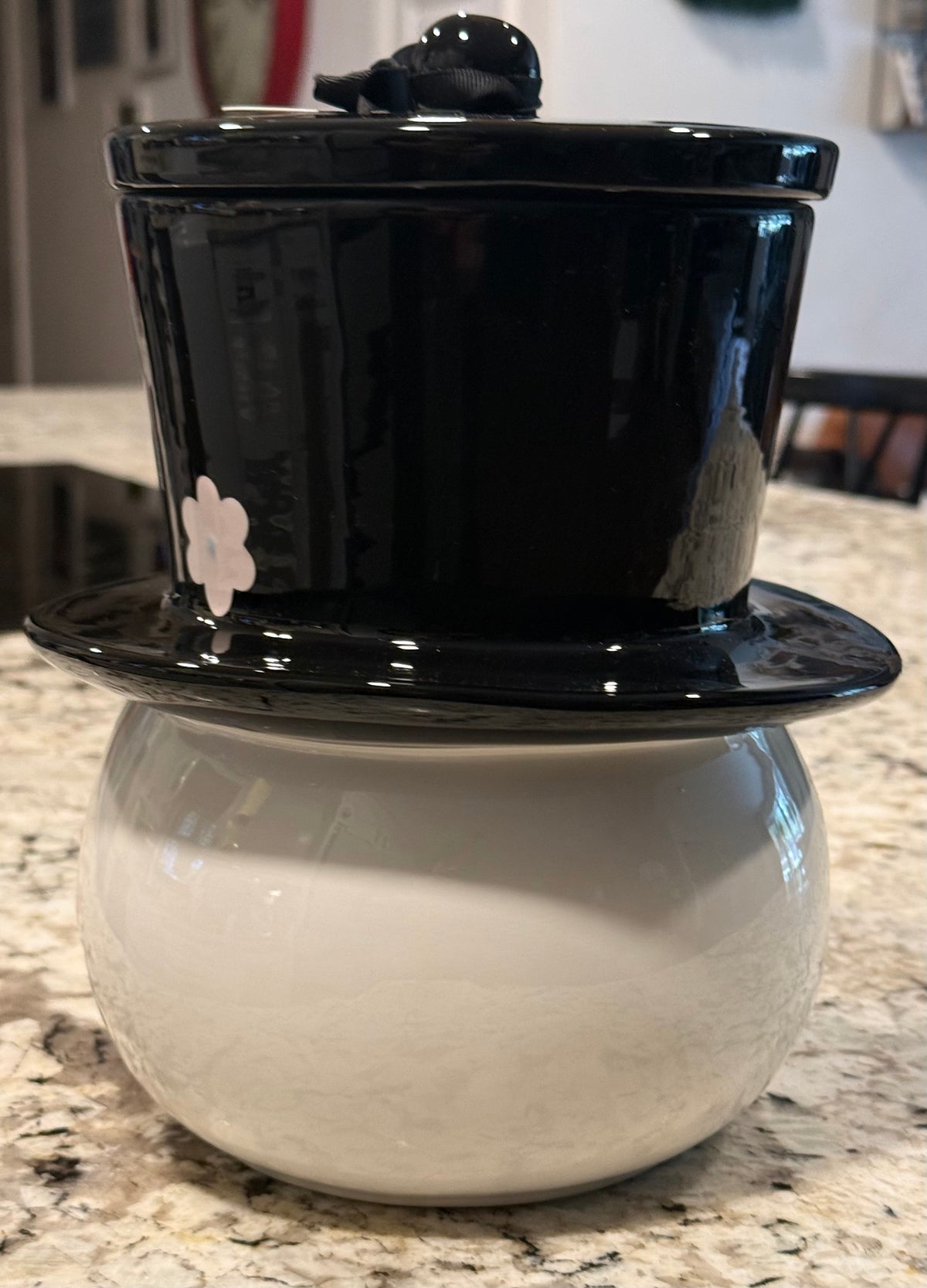 New Rae Dunn ceramic Christmas FROSTY the snowman big head cookie jar