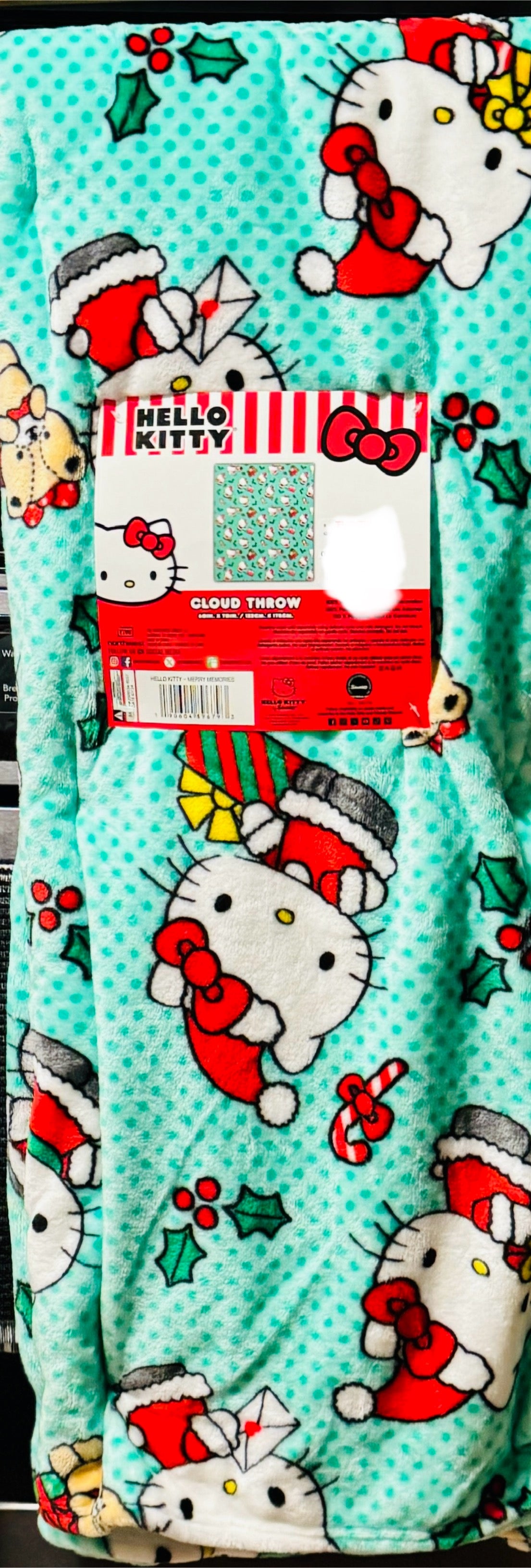 New 2-piece Hello Kitty green Christmas cloud throw blanket 60x70 & travel cloud pillow