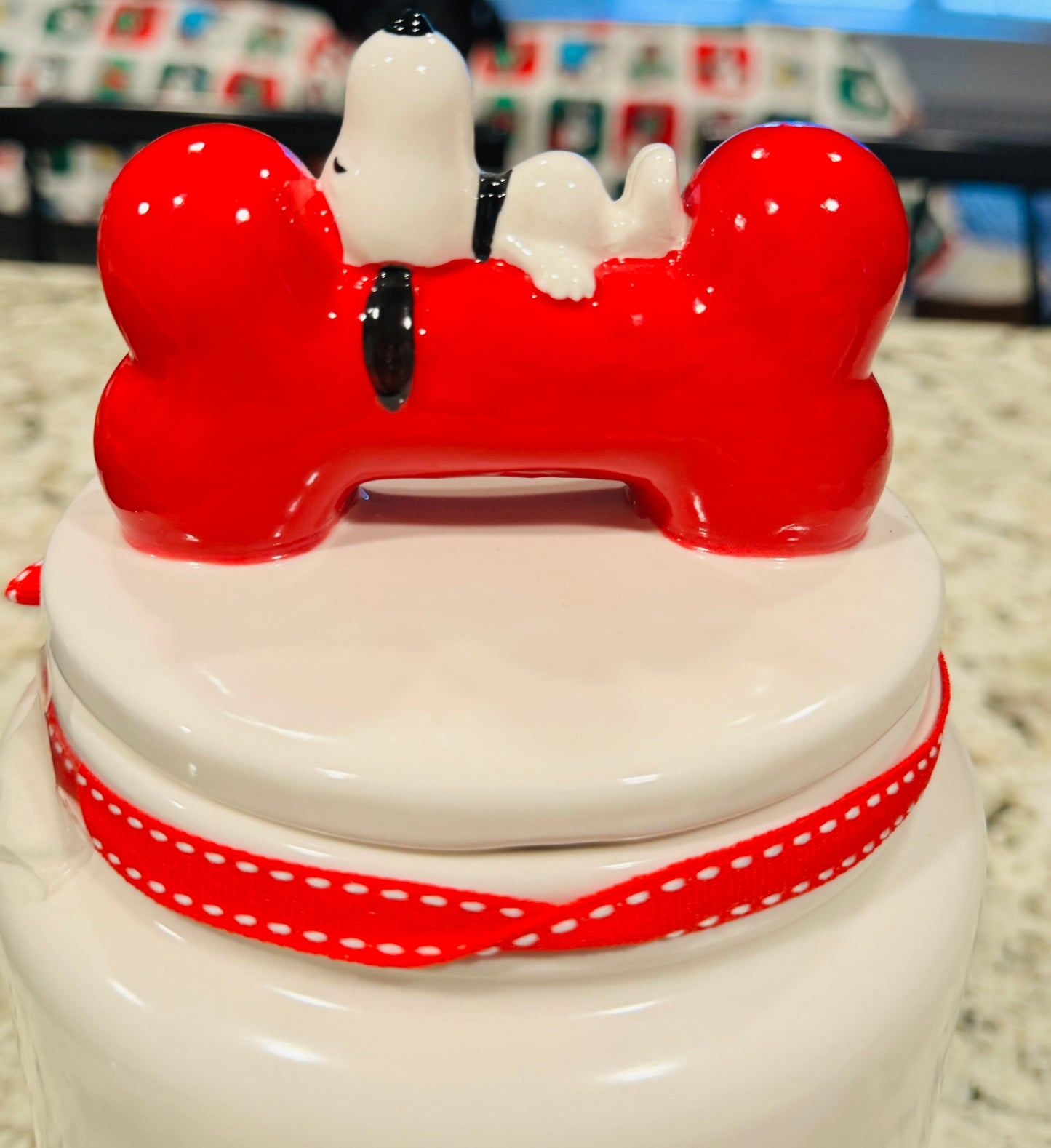 New Rae Dunn x Peanuts Snoopy ceramic large bone topped canister 11” JAR OF TREATS
