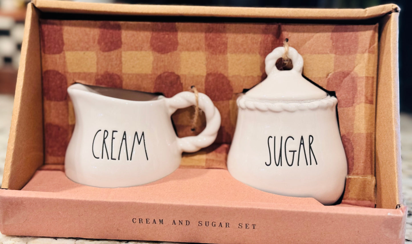 New Rae Dunn ceramic scalloped CREAM & SUGAR container set