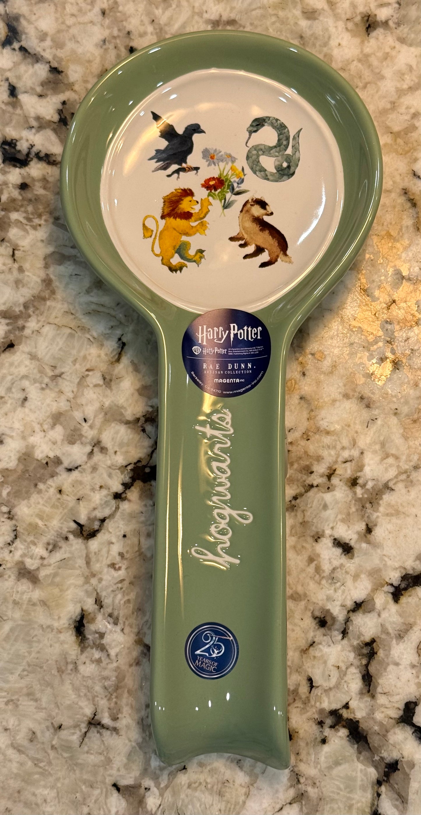 New Rae Dunn x Harry Potter green ceramic spoon rest HOGWARTS