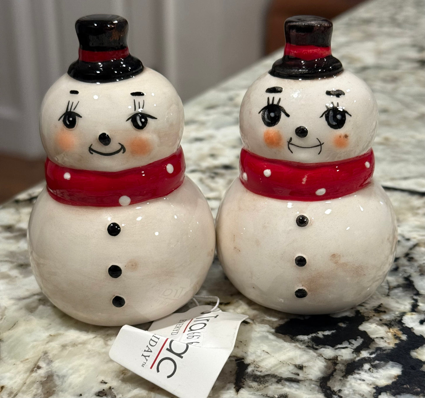 New Joanna Parker ceramic snowman polka dot Christmas salt and pepper shaker set
