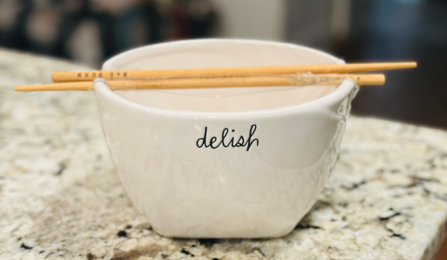 New Rae Dunn white ceramic DELISH new script style bowl with chopstick set