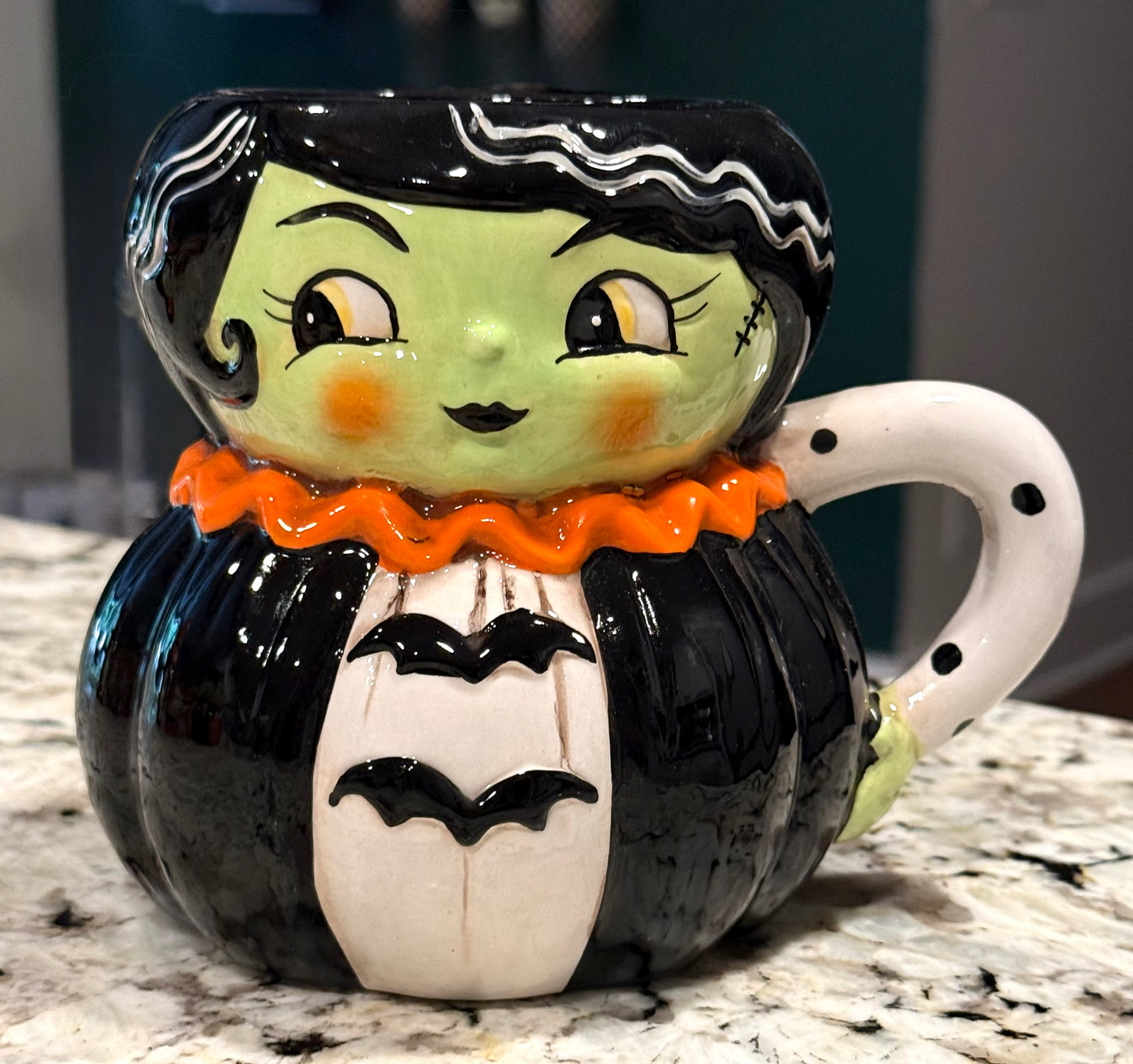 New Joanna Parker ceramic green Mrs. Frankie face Halloween coffee mug