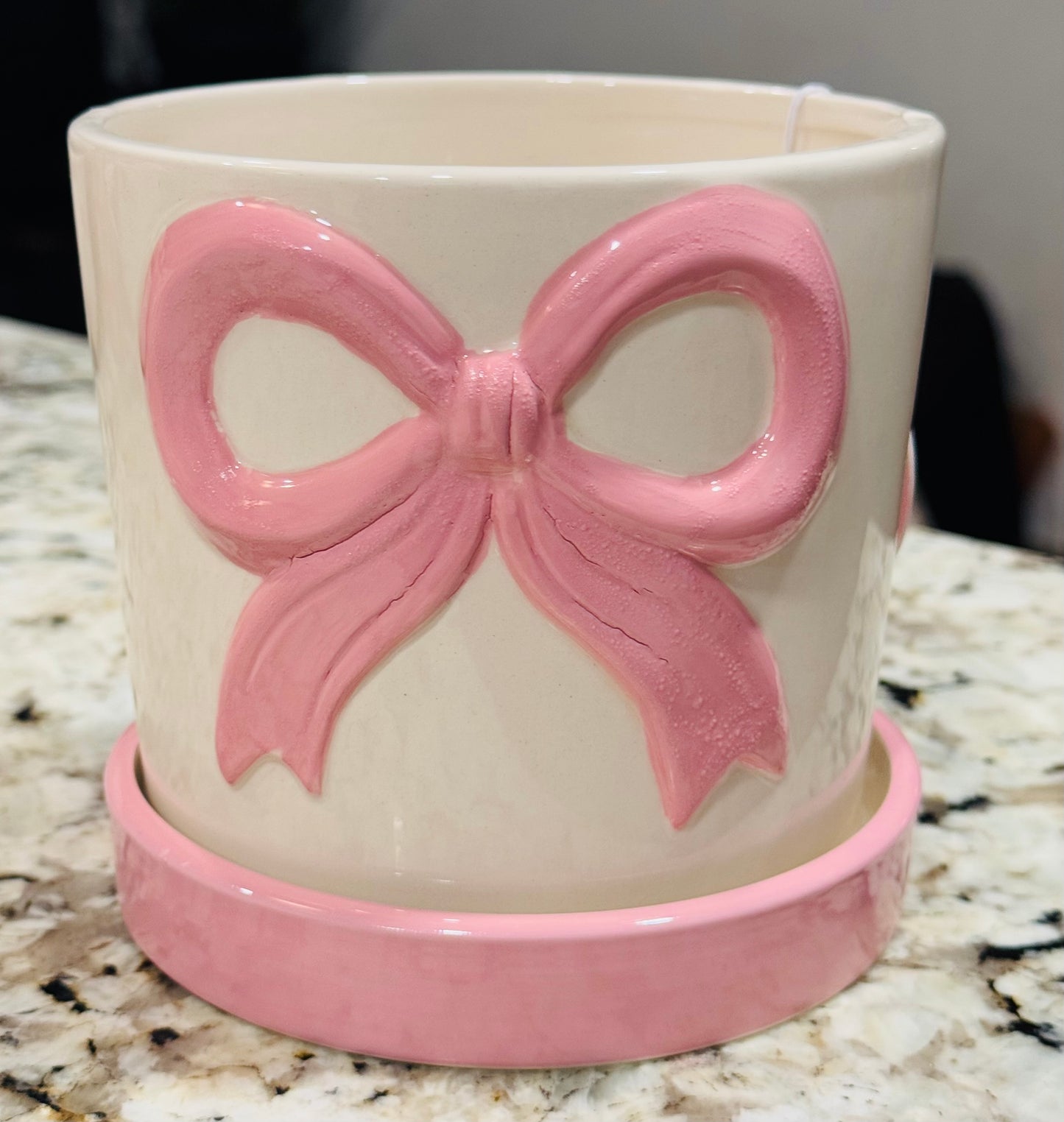 New ceramic hand painted small 5.25x5.25 bow planter