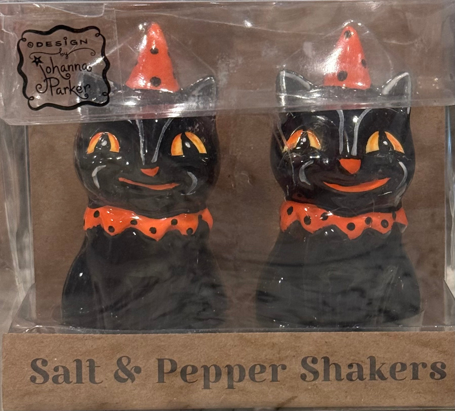 New Joanna Parker ceramic Halloween cat salt and pepper shaker set