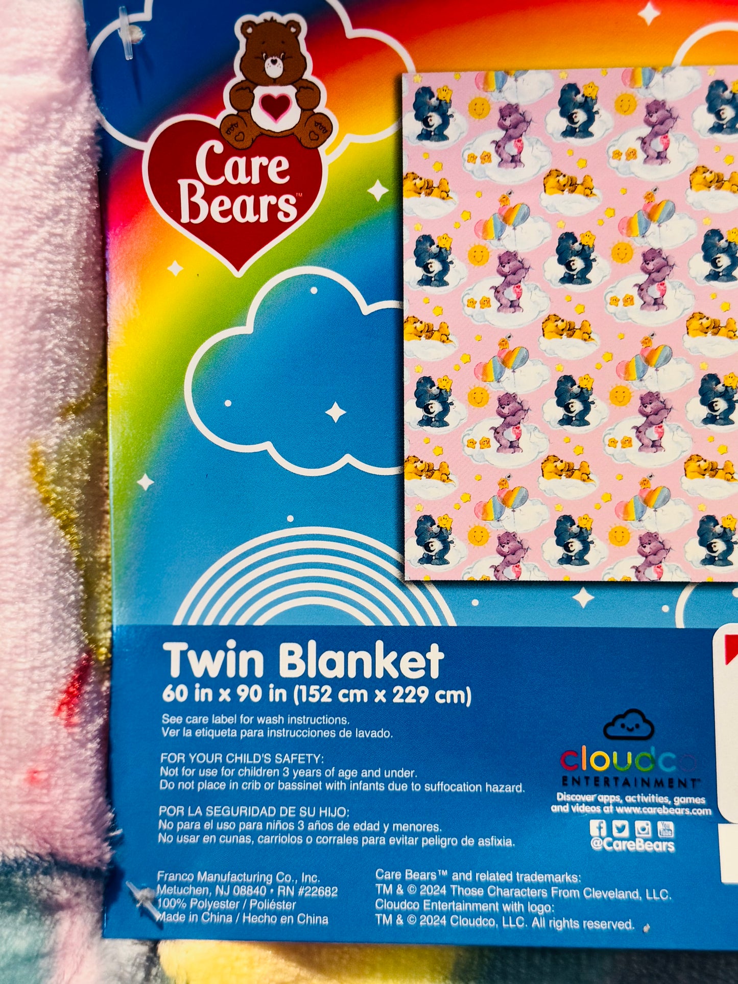 New pastel Care Bears silk touch TWIN sized bedding blanket 60x90