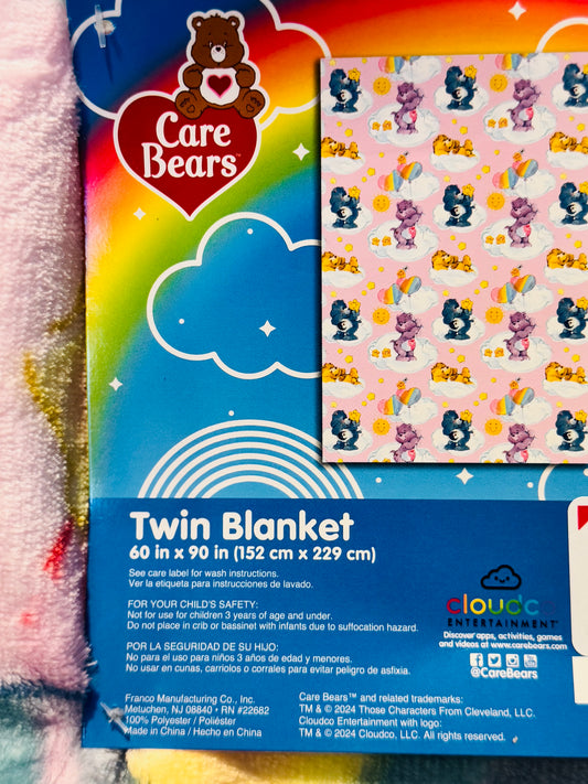 New pastel Care Bears silk touch TWIN sized bedding blanket 60x90