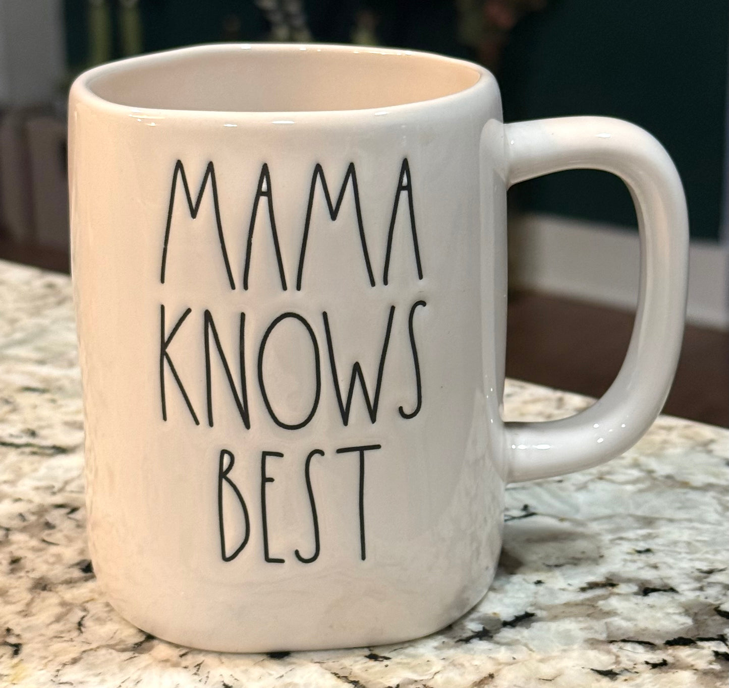 New Rae Dunn white ceramic coffee mug MAMA KNOWS BEST