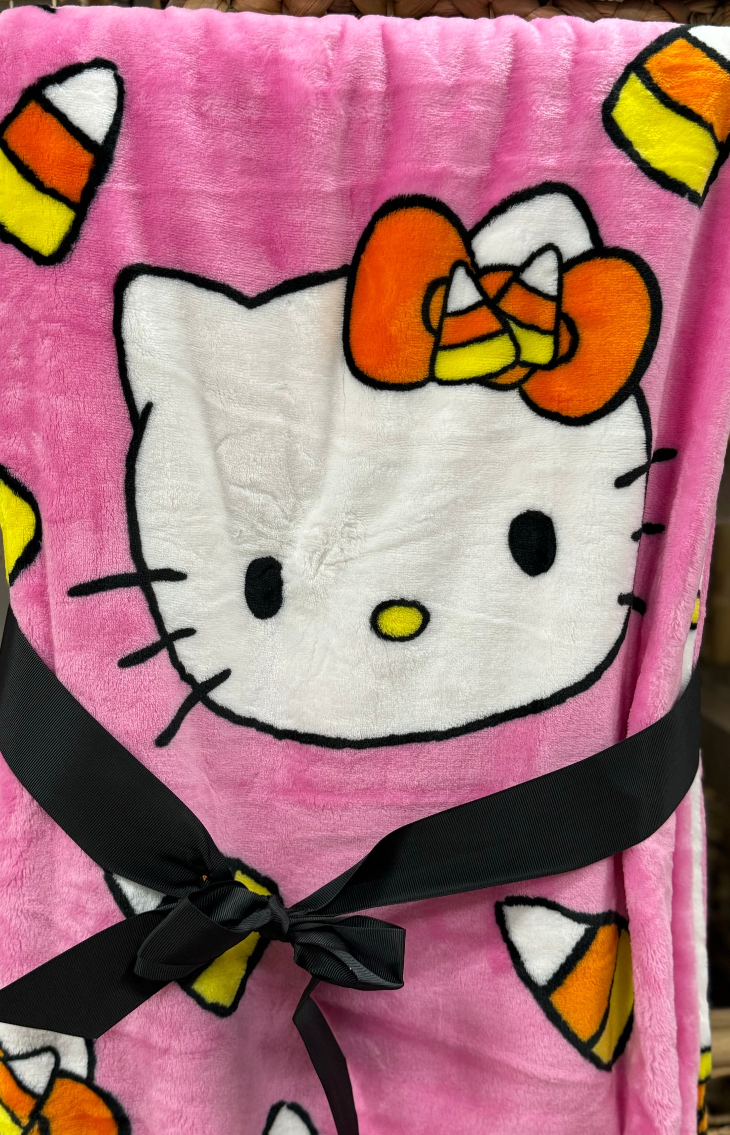 New Hello Kitty Plush Jute Throw Blanket pink Candy Corn decor 60x70