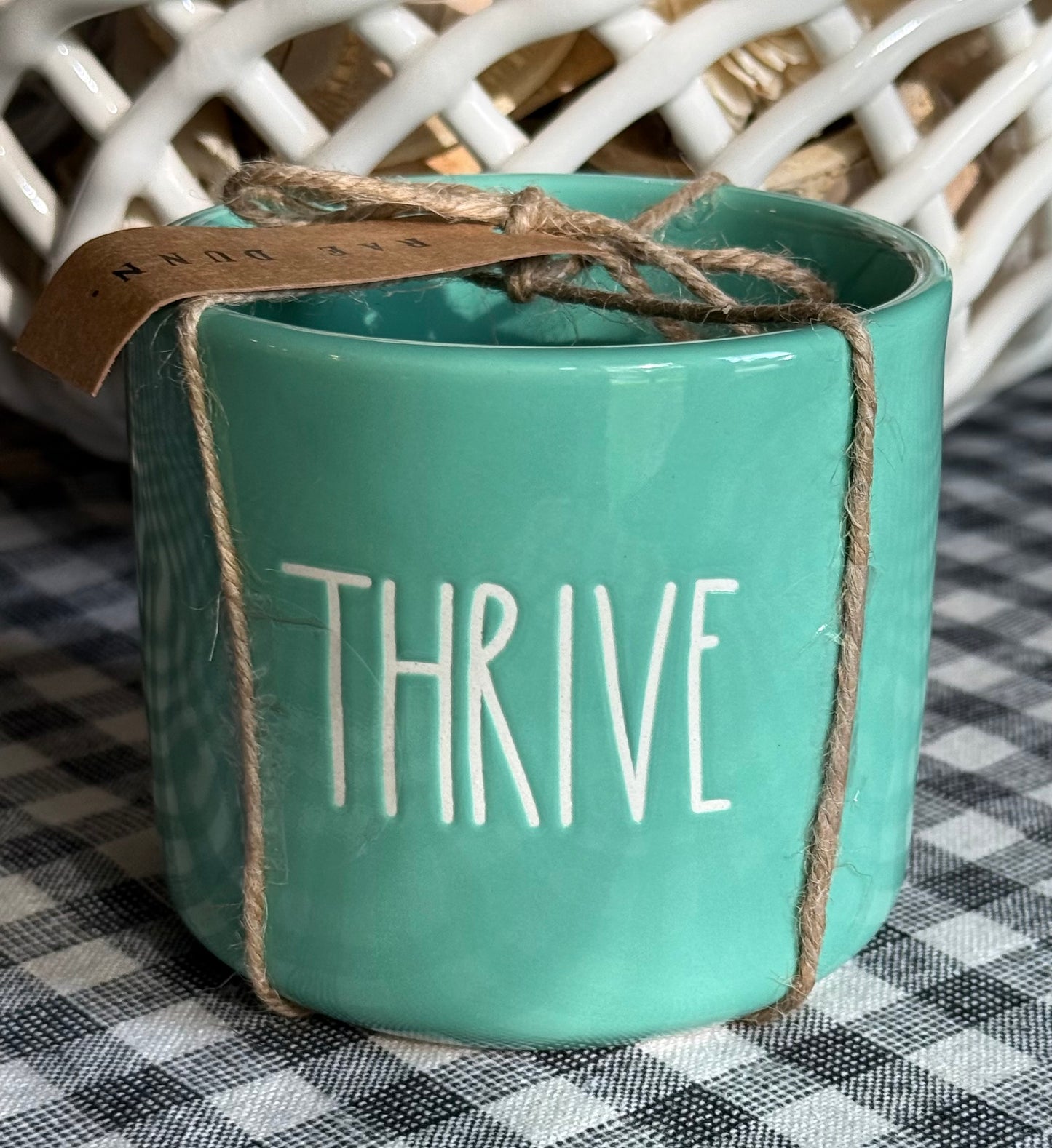 New Rae Dunn green ceramic planter 5” THRIVE