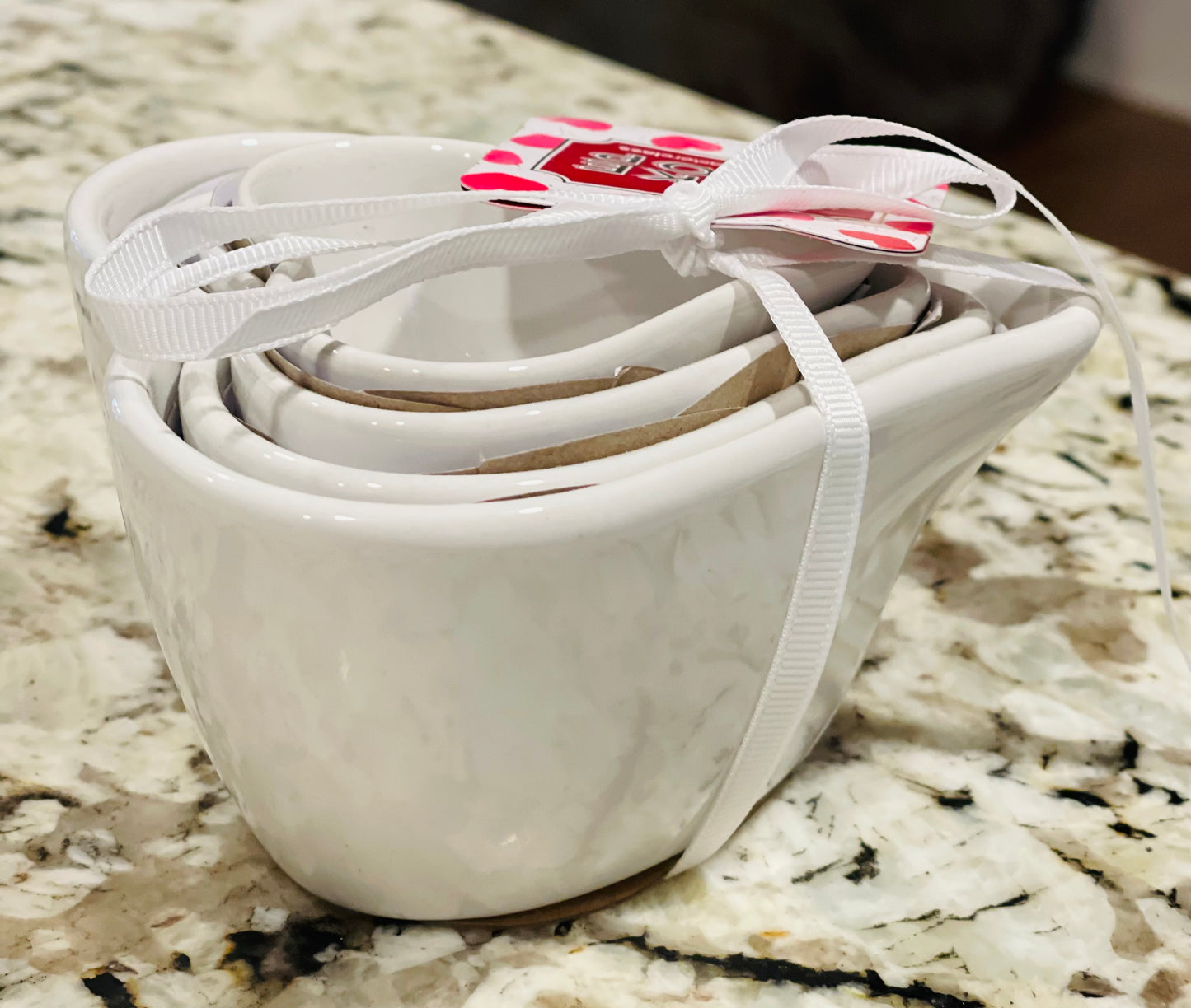 New white ceramic Bake Shop heart shaped measuring cup set
