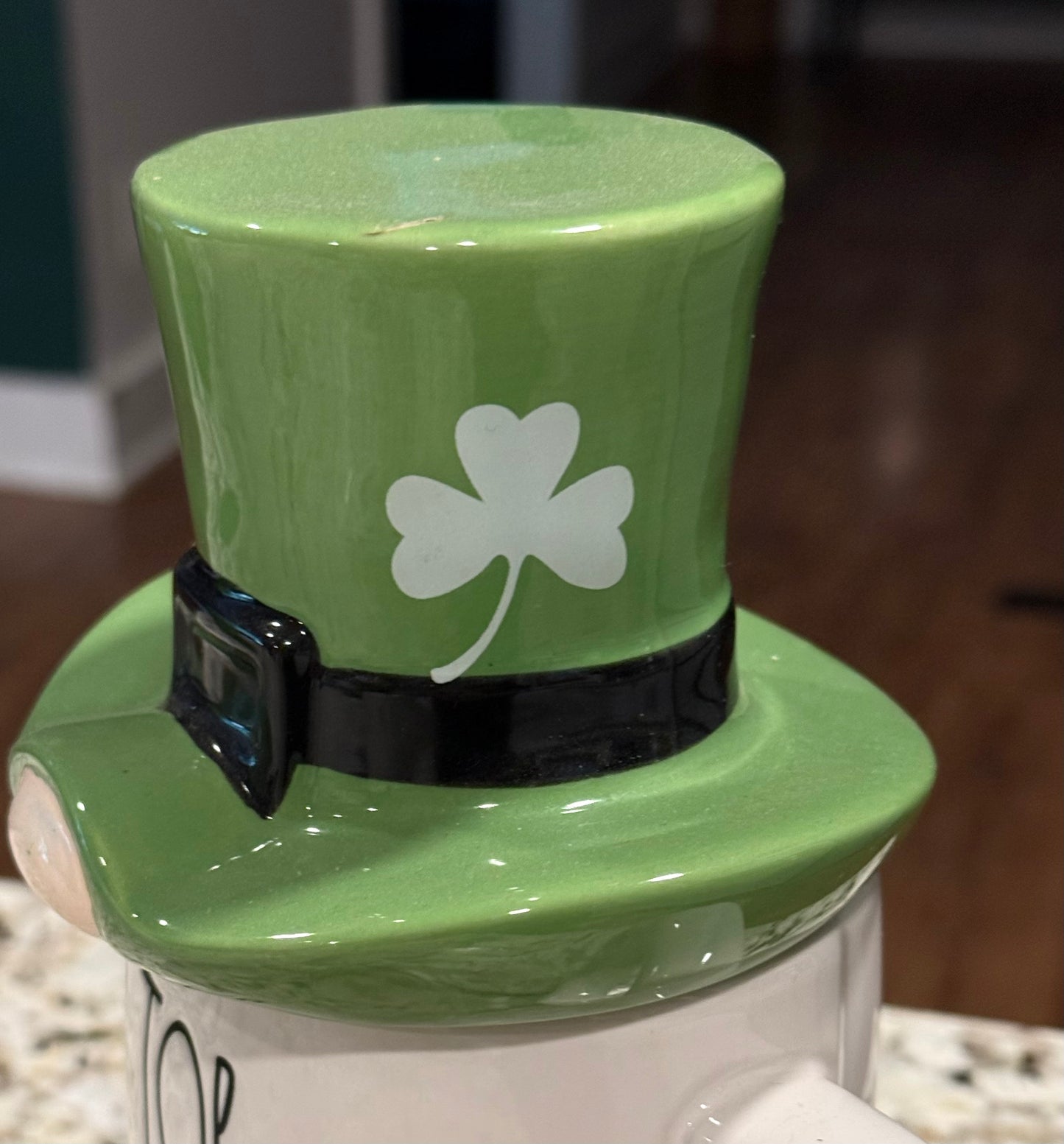 New Rae Dunn ceramic St. Patrick’s Day coffee mug with hat topper TOP O’ THE MORNING