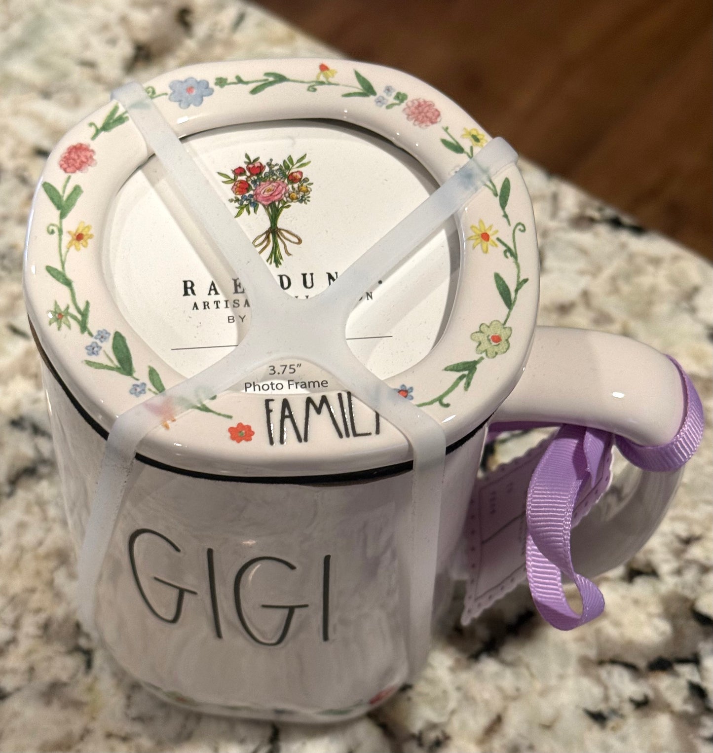 New Rae Dunn white ceramic coffee mug with photo frame GIGI/FAMILY