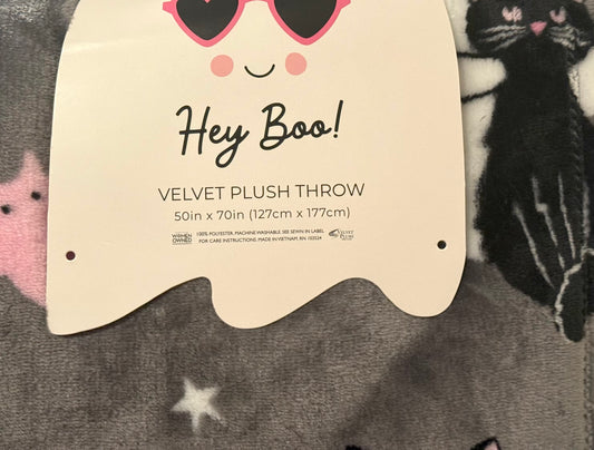 New Hey Boo 👻 gray pink and white ghost/cat Halloween throw blanket