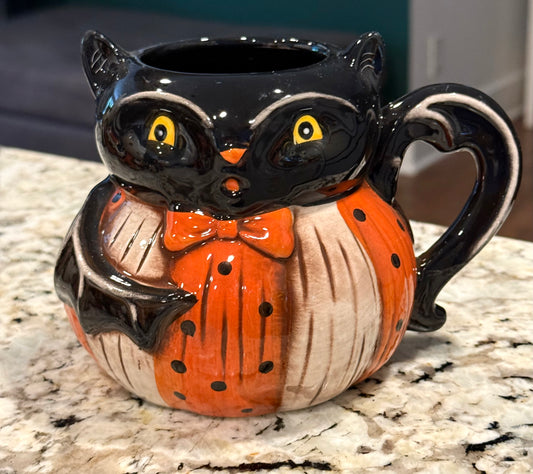 New Carnival Cottage Joanna Parker ceramic Halloween coffee mug bow tie cat