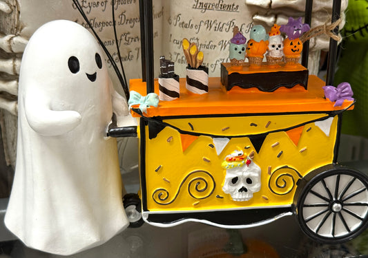 New resin Halloween cart decor SPOOKY SCOOPS