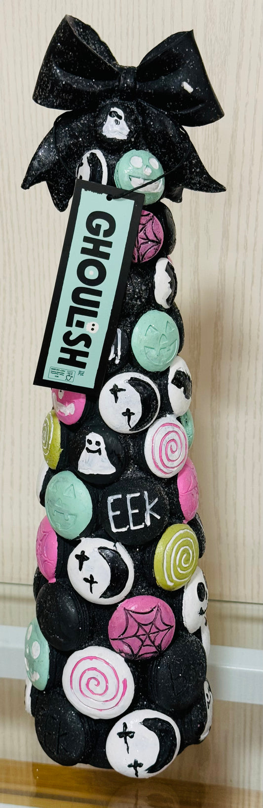 New Ghoulish resin Halloween tree bow topped decor