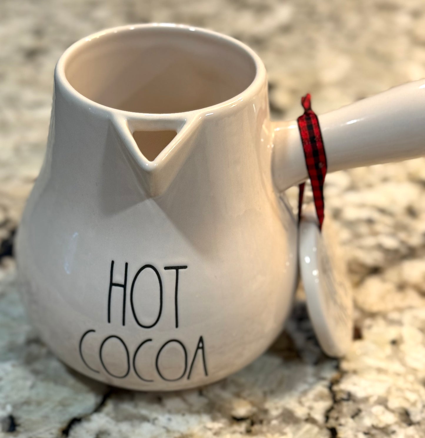 New Rae Dunn 2-piece ceramic Christmas decor set HOT COCOA pot & LET IT SNOW ornament