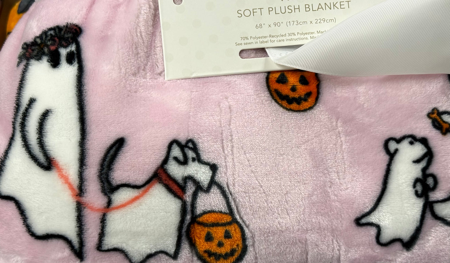 New Issac Mizrahi pink ghost walking dog twin size blanket bedding 60x90