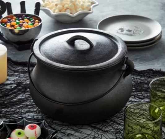 New Clark and Smith Halloween preseasoned cast iron caldron pot 6Qt