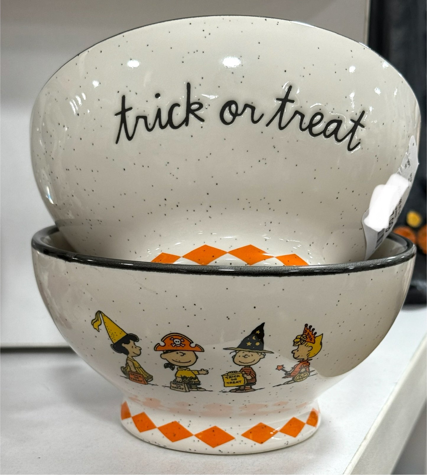 New Rae Dunn x Peanuts Snoopy ceramic 2-piece Halloween bowl set TRICK OR TREAT