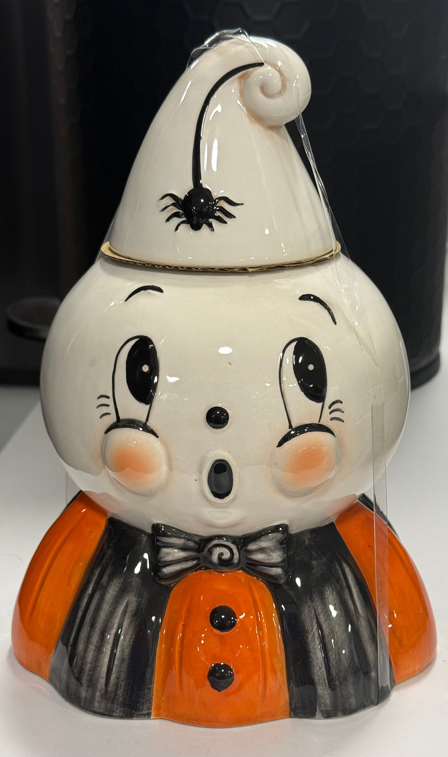 New release ceramic Joanna Parker Gus spider topped cookie jar canister Halloween decor