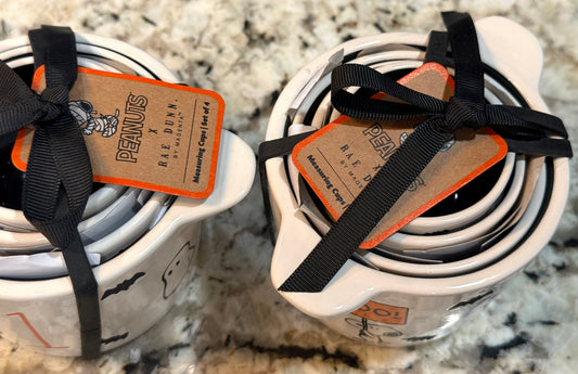 New Rae Dunn x Peanuts white Snoopy Halloween decor ceramic measuring cup set