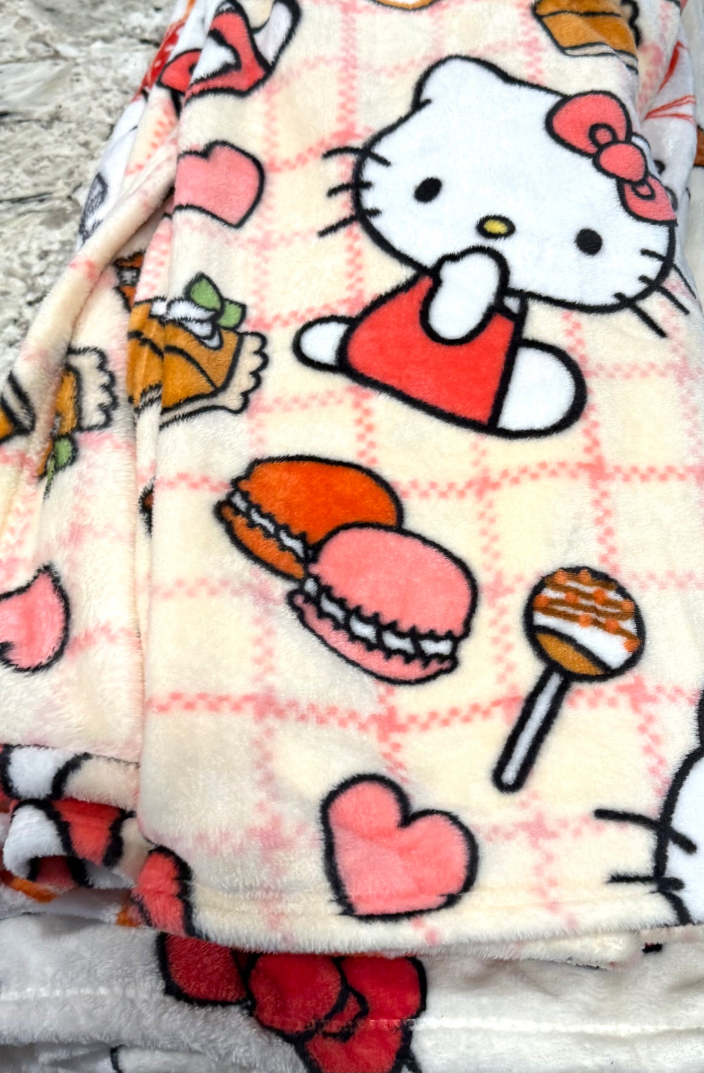 New fall Hello Kitty Pumpkin Pie & Donut fall plaid throw blanket 50x70