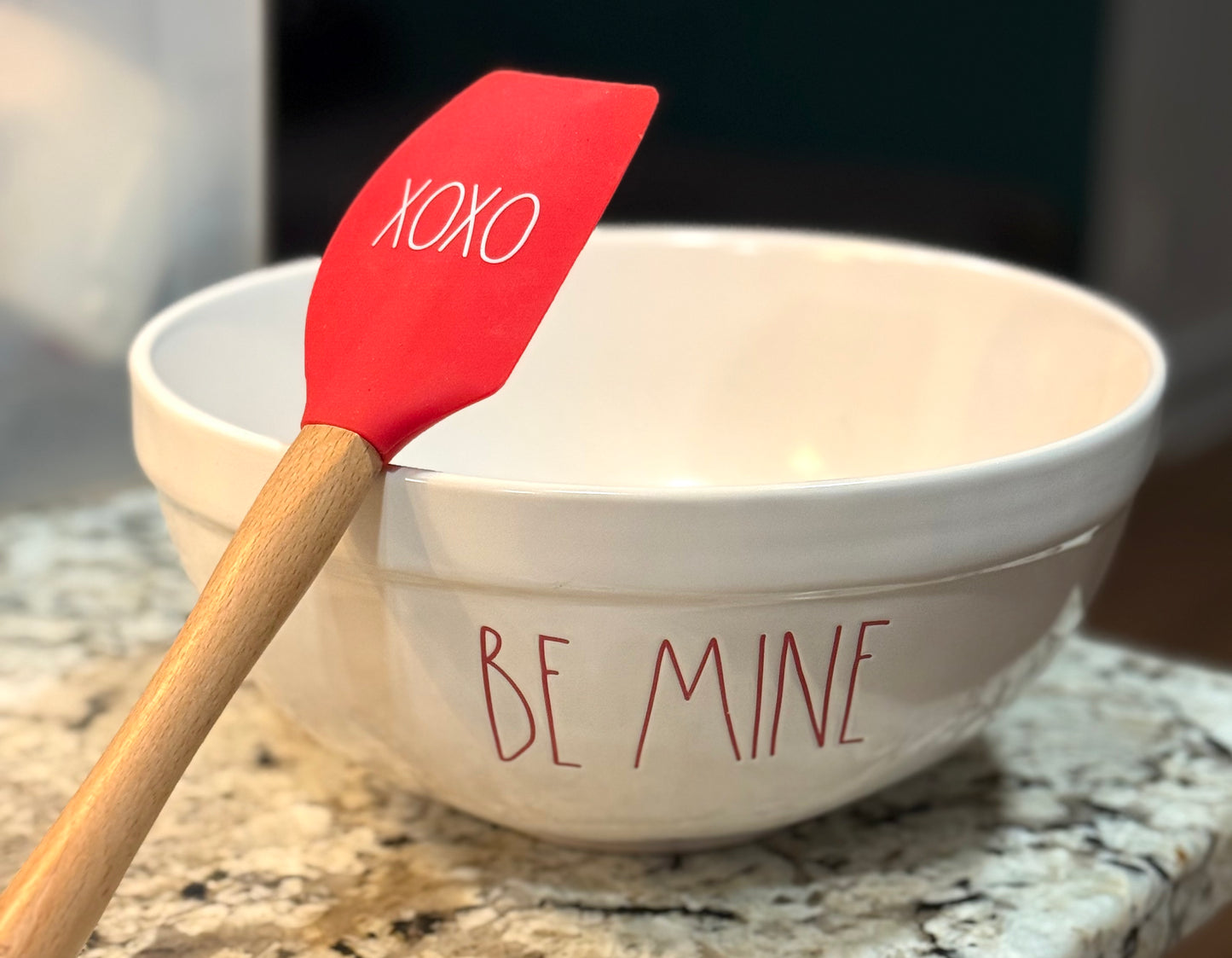 New Rae Dunn 2-piece ceramic Valentine’s Day bowl & spatula set BE MINE/XOXO