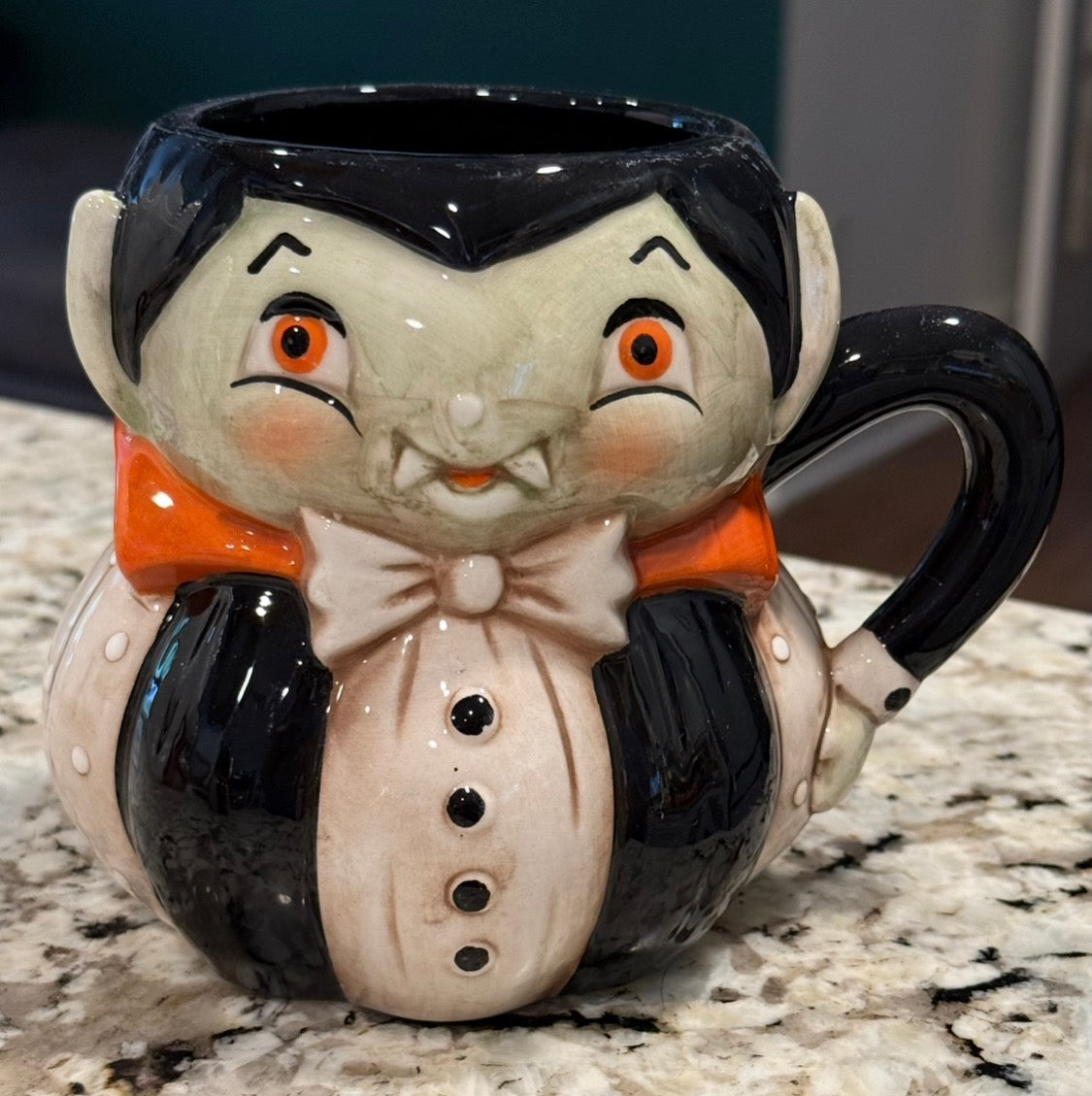 New Joanna Parker ceramic dracula coffee mug Halloween decor