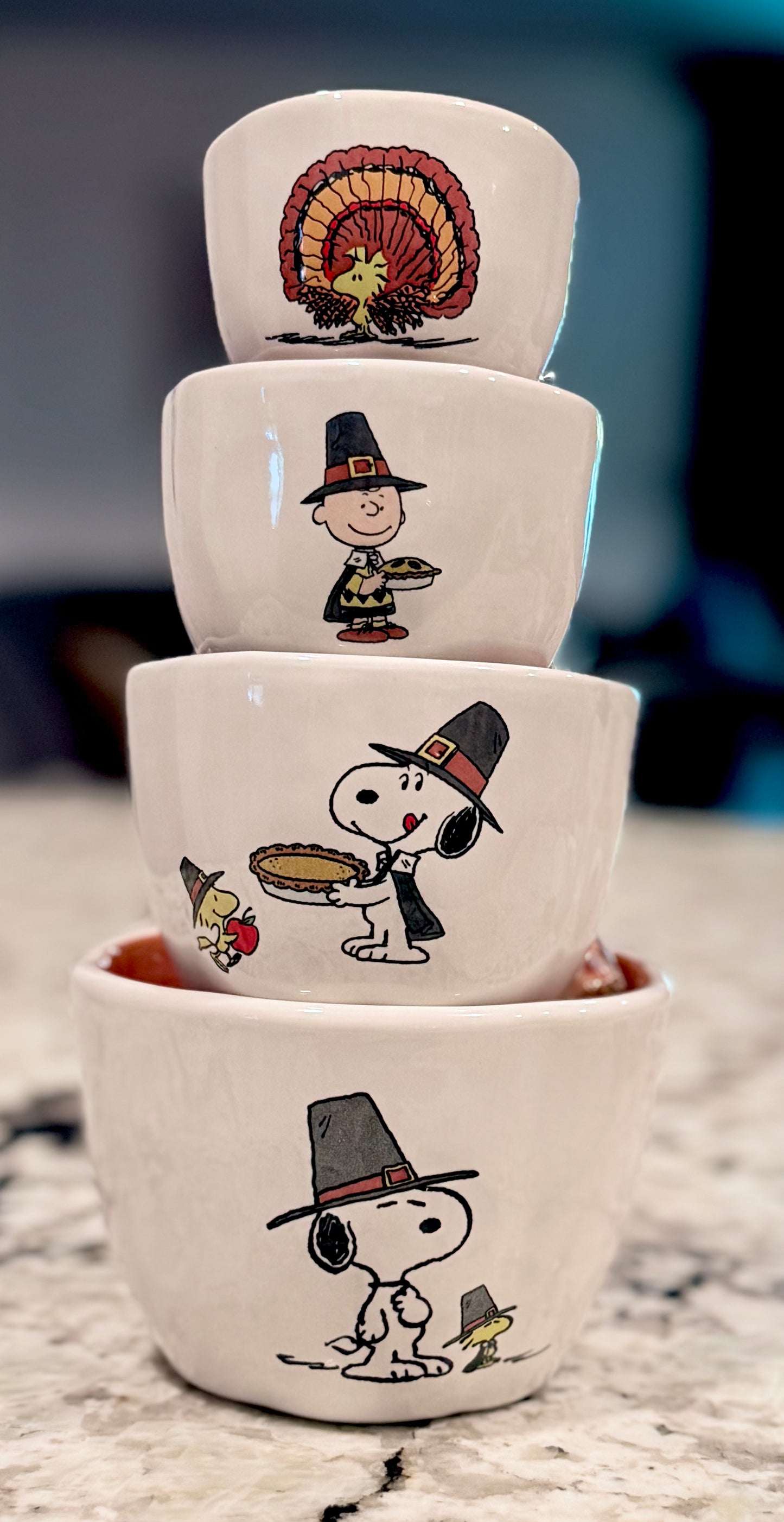 New Rae Dunn x Peanuts Snoopy Fall Thanksgiving ceramic measuring cup set