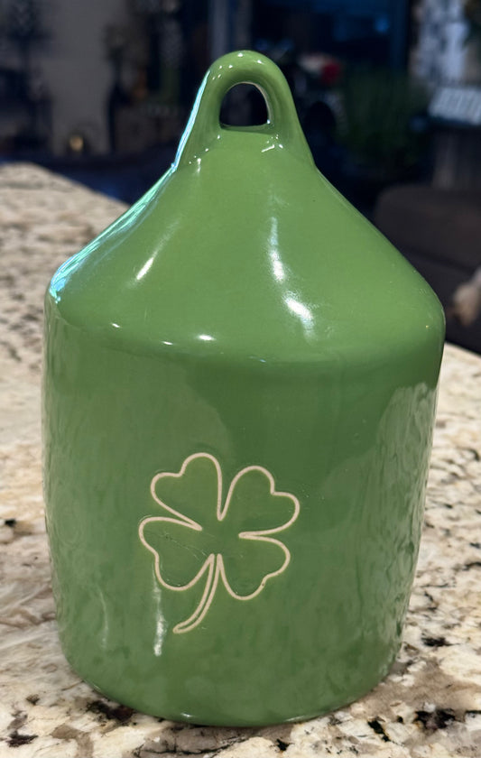 New Rae Dunn St. Patrick’s Day birdhouse LUCKY 🍀