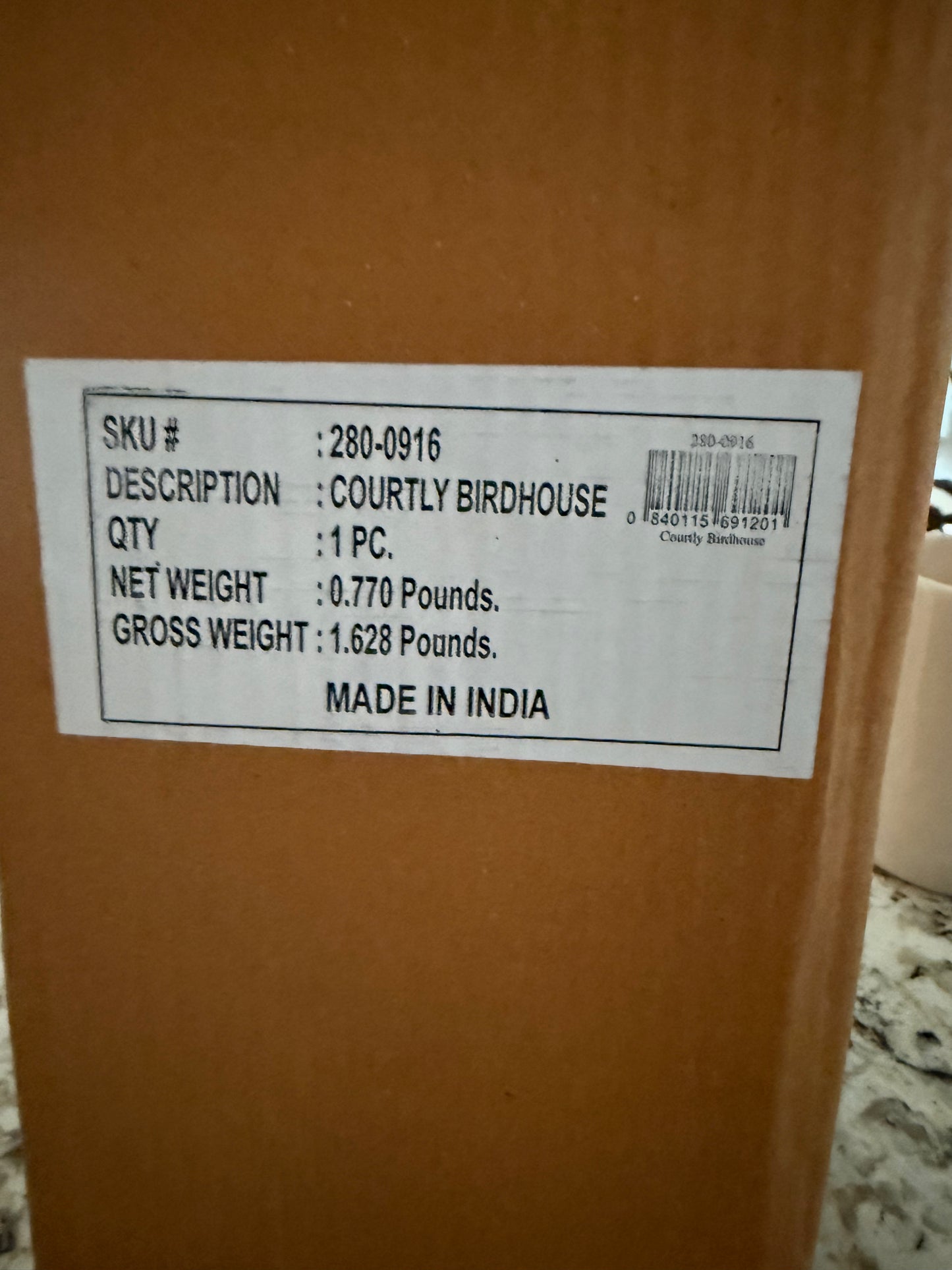 New in box Mackenzie’s Child Courtly check birdhouse