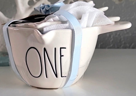 New Rae Dunn white handled Disney princess measuring cup set