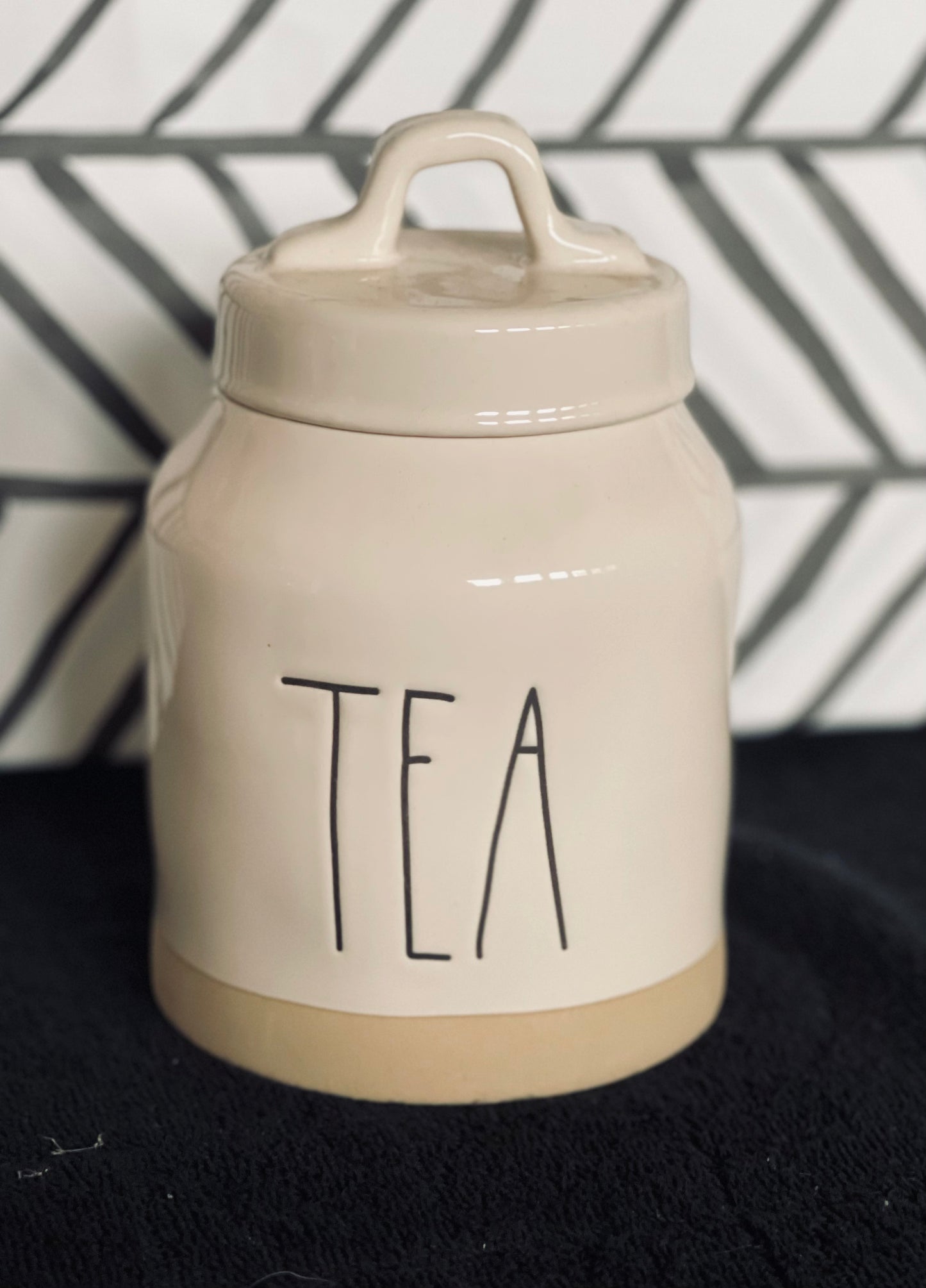 New Rae Dunn ceramic clay bottom canister