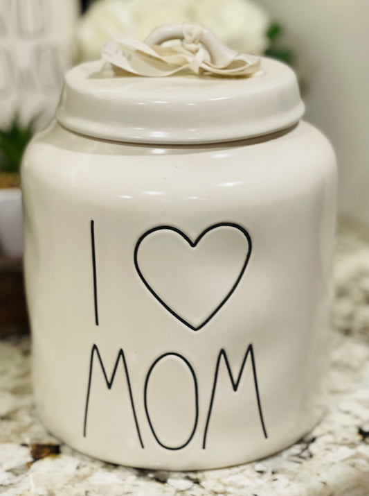 New Rae Dunn white ceramic I LOVE MOM canister cookie jar