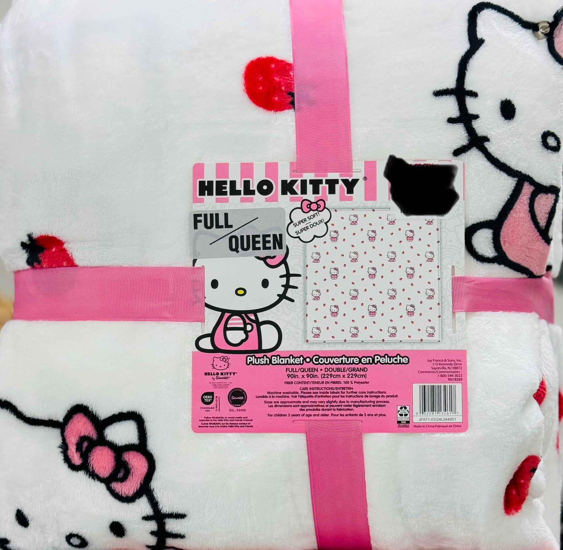 NWT Hello authentic Kitty Strawberry Blanket