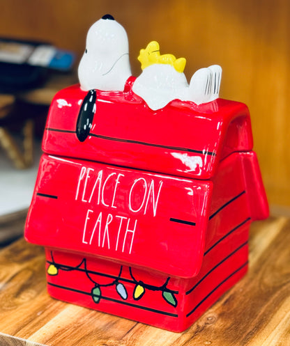 New Rae Dunn x Peanuts Snoopy ceramic red Christmas cookie jar PEACE ON EARTH