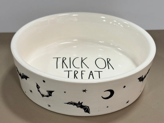 New Rae Dunn white ceramic bat motif Halloween candy bowl dish 4” TRICK OR TREAT