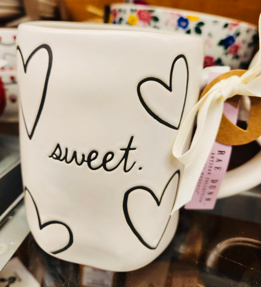 New Rae Dunn white & black heart 🖤 print coffee mug SWEET