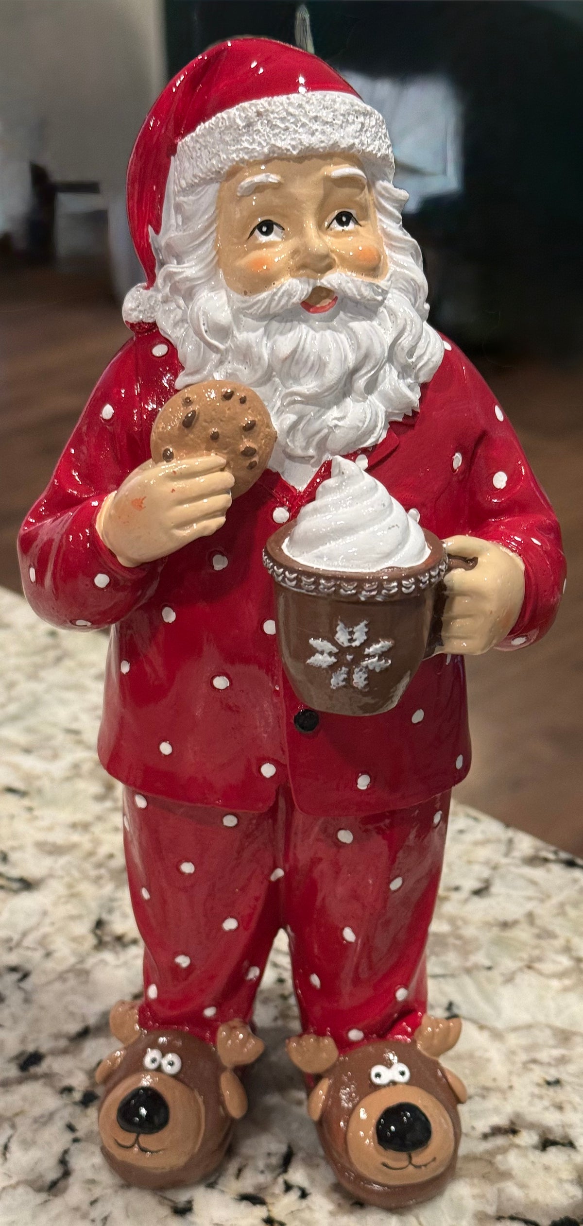New resin cocoa mug reindeer slipper Santa Christmas decor 8” -white