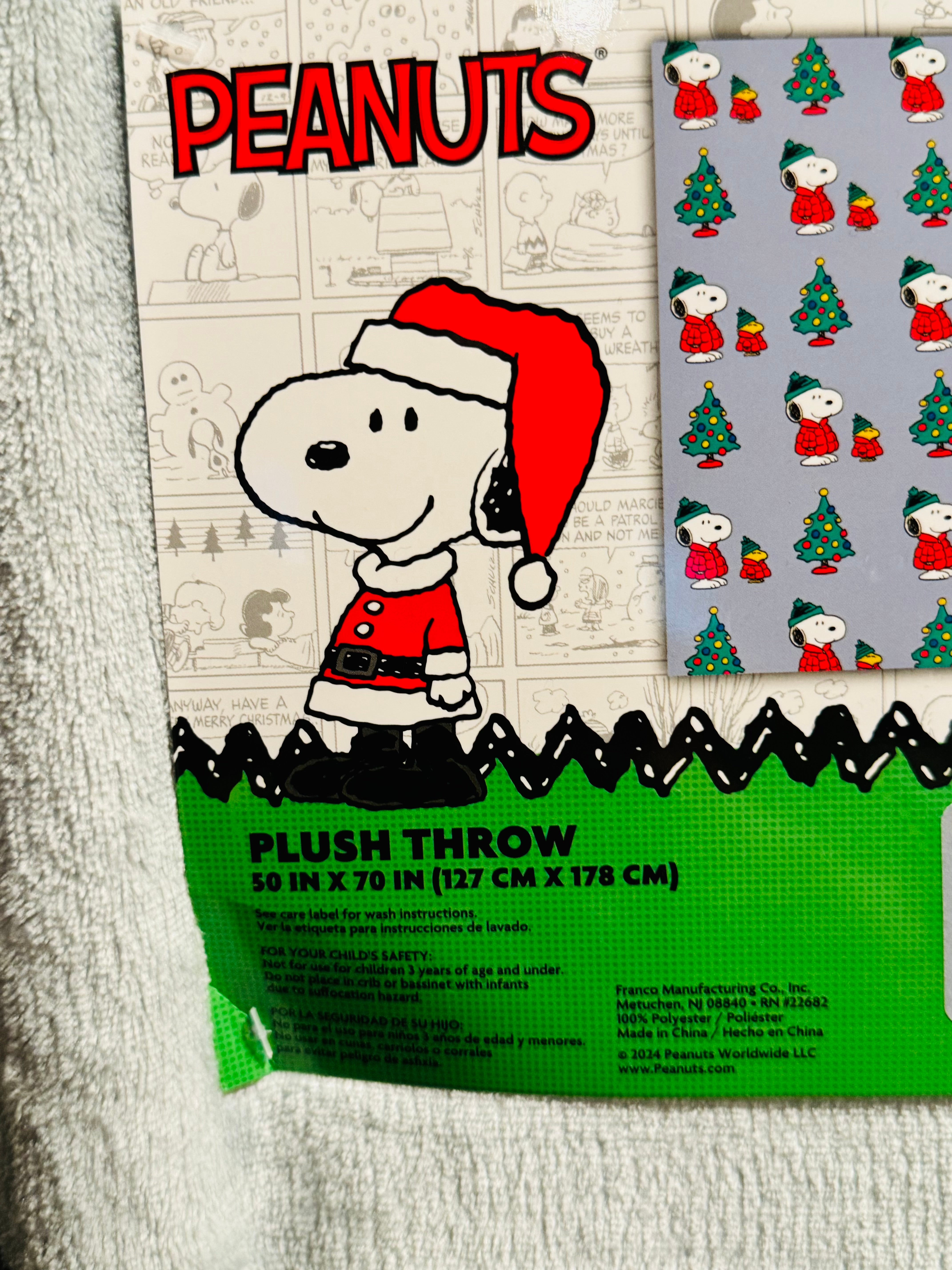 Peanuts Christmas Snoopy Throw Blanket buy 50x70