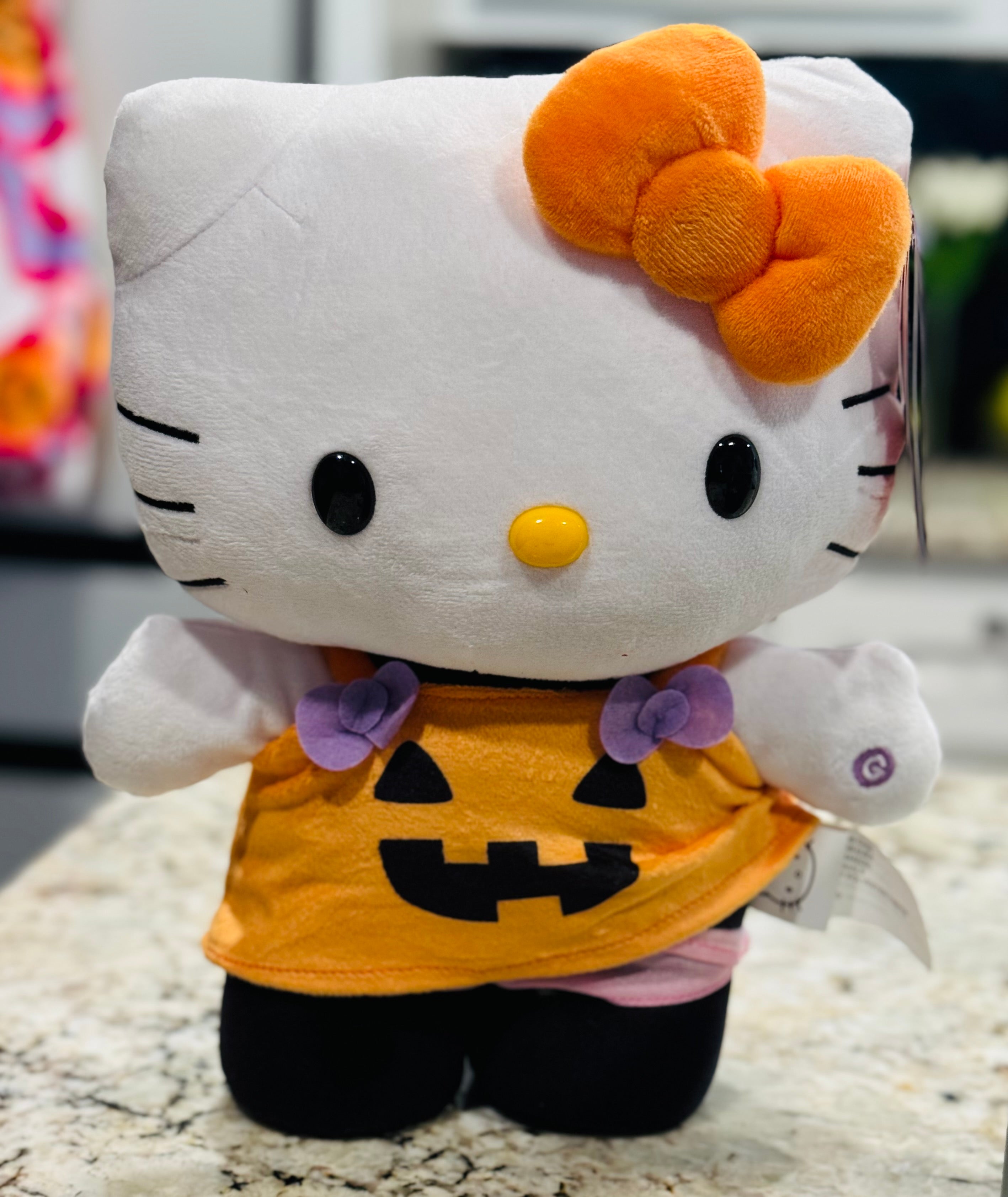 Hello Kitty Halloween Greeter Costumed Cat Feline Trick R Treat outlets Sanrio Plush