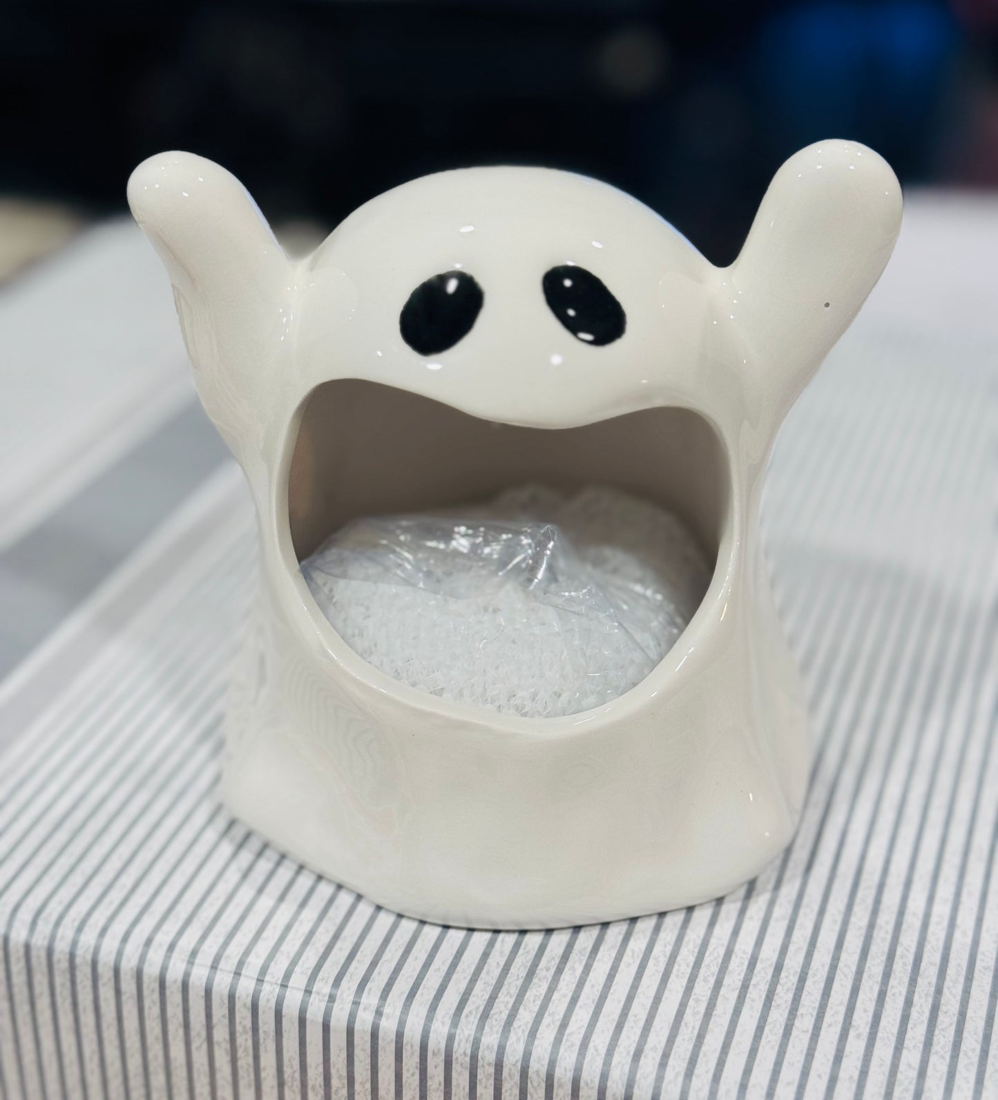 New White ceramic open mouth Ghost sponge holder Halloween 👻 decor