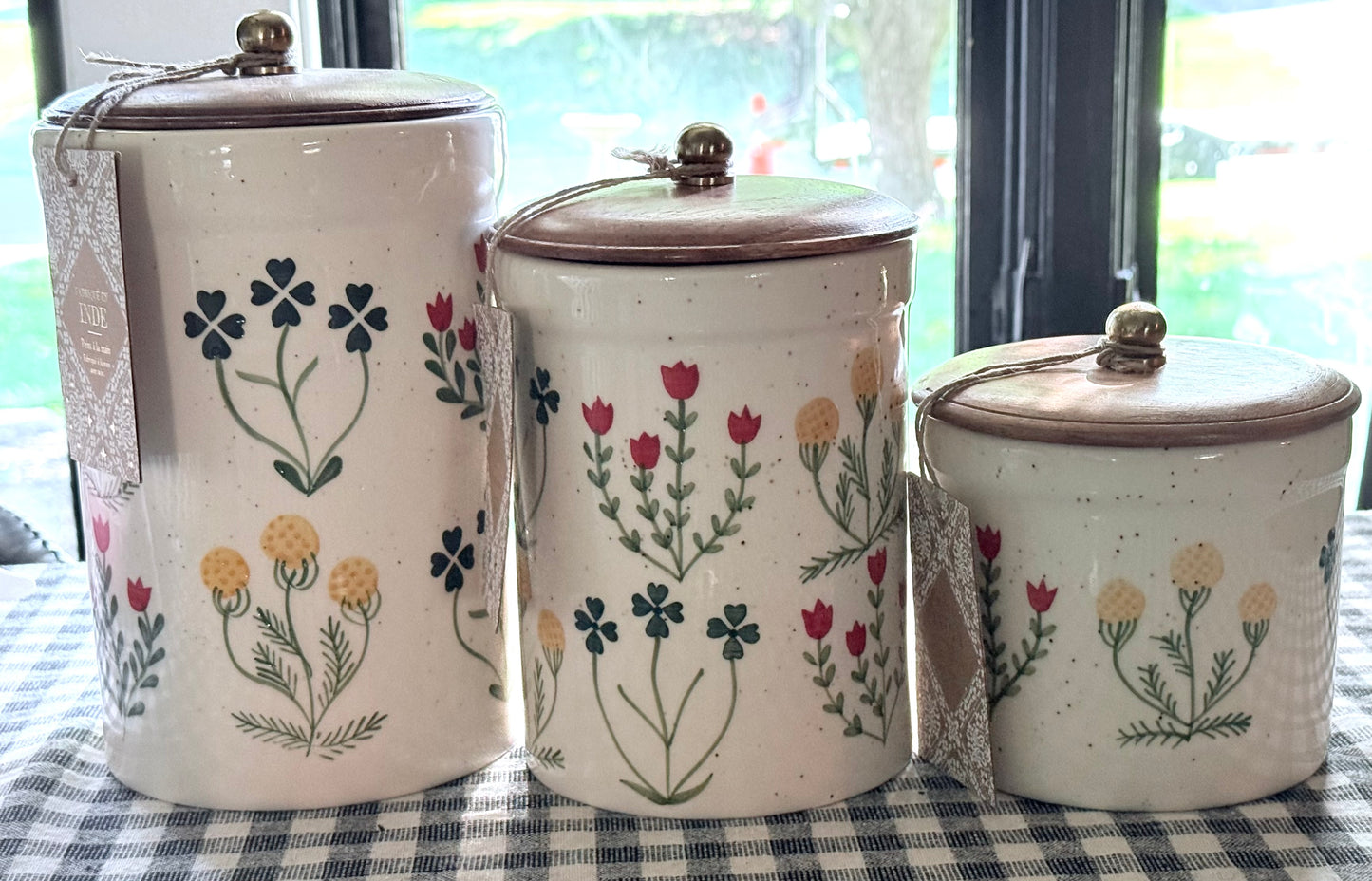 New ceramic Made in India 3-piece floral storage canister set, hand painted, wood lid. 9” 8” 5”