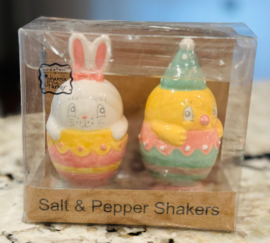 New Joanna Parker Easter ceramic salt and pepper shaker set bunny & chick