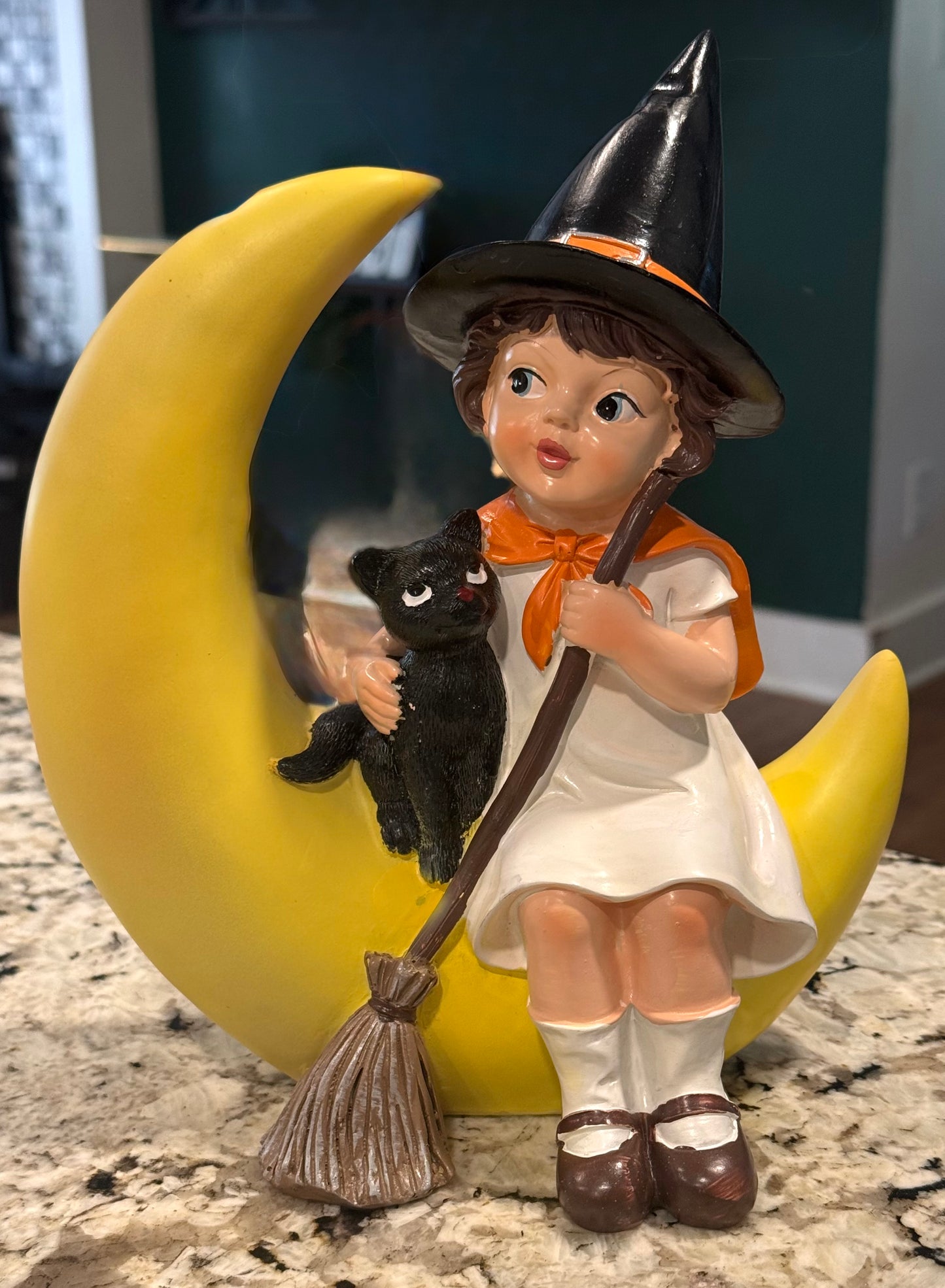 New vintage Halloween half moon girl with with cat 8”