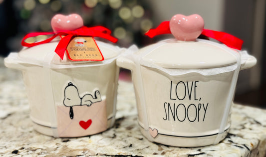 New Rae Dunn x Peanuts Snoopy baking, heart topped dish  LOVE SNOOPY