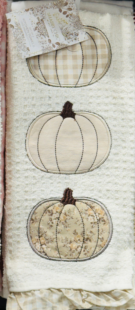 New 3-piece charming Shabby Chic ivory patchwork pumpkin kitchen dish towel set